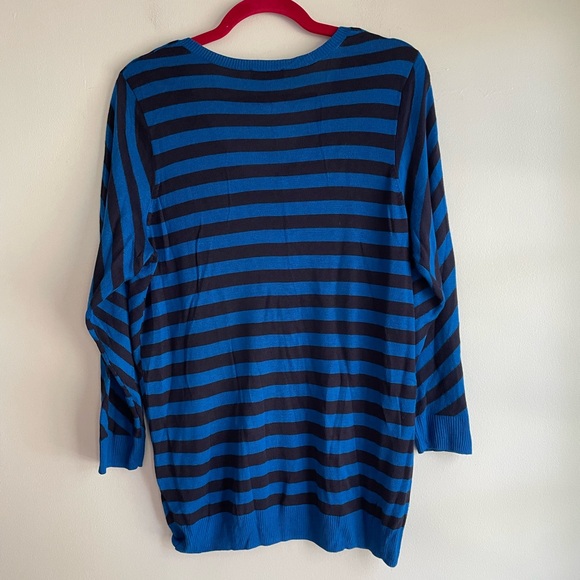 The Limited V-Neck Chevron Striped Sweater Size L - Picture 3 of 4